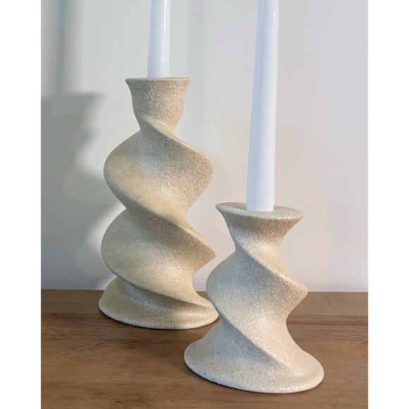 Set of 2 Modern Spiral Candle Holders Textured Beige Plastic Taper Holders - Picture 4 of 5